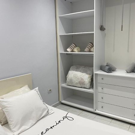 E&B Cosy Apartment Tiranë Eksteriør bilde