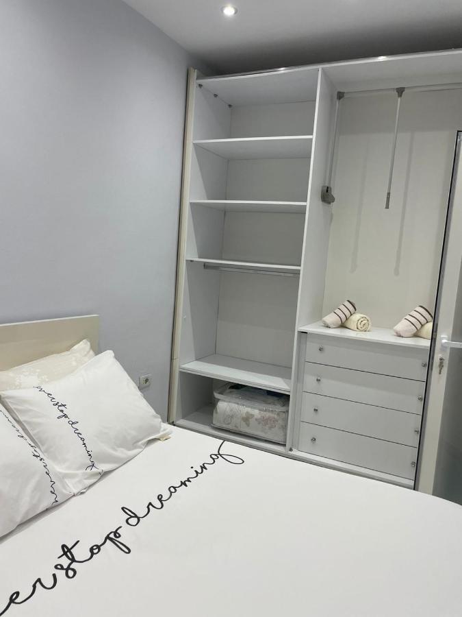 E&B Cosy Apartment Tiranë Eksteriør bilde