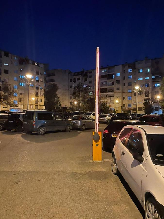 E&B Cosy Apartment Tiranë Eksteriør bilde